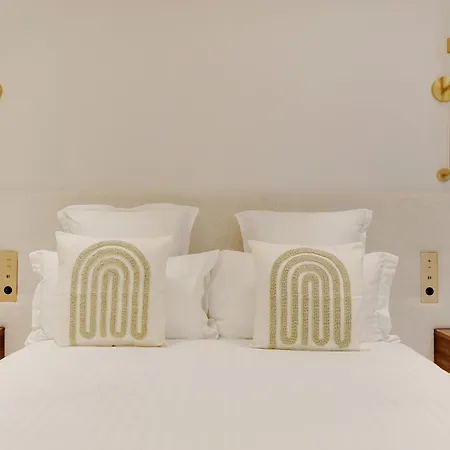 Apartment Maison Galante's With Services In La Madeleine - Opera