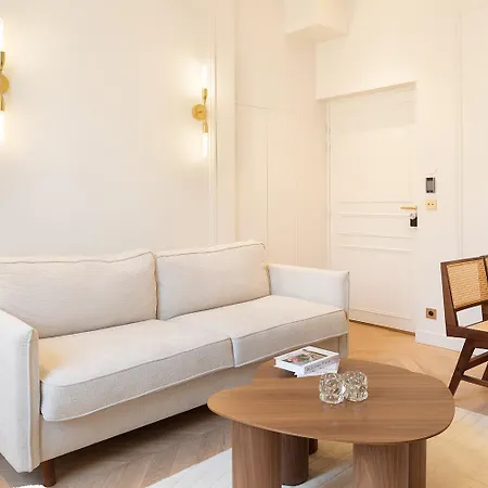 Maison Galante's With Services In La Madeleine - Opera * Paris