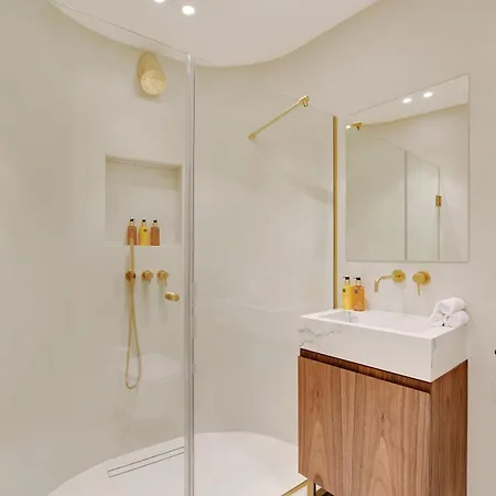 Maison Galante's With Services In La Madeleine - Opera Paris