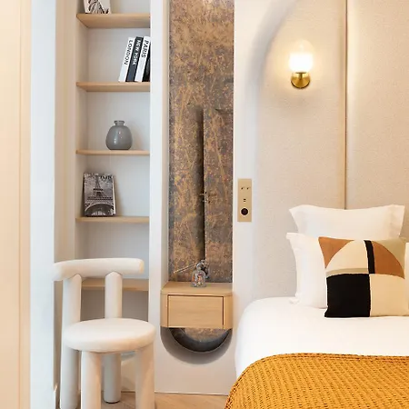 Maison Galante's With Services In La Madeleine - Opera *