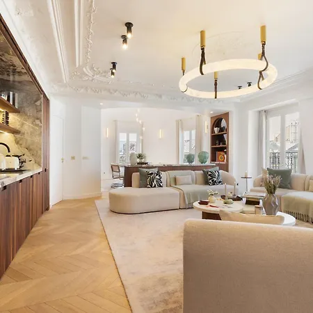 Maison Galante's With Services In La Madeleine - Opera Apartment *