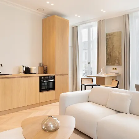 Maison Galante's With Services In La Madeleine - Opera * Paris