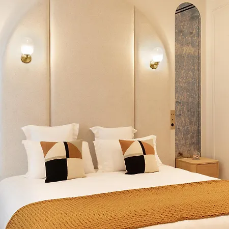 Maison Galante's With Services In La Madeleine - Opera Lejlighed Paris