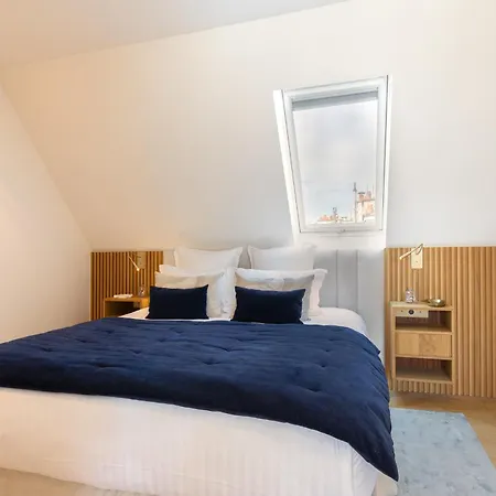 Apartment Maison Galante's With Services In La Madeleine - Opera
