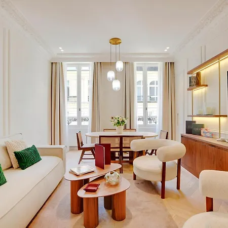 Daire Maison Galante's With Services In La Madeleine - Opera *