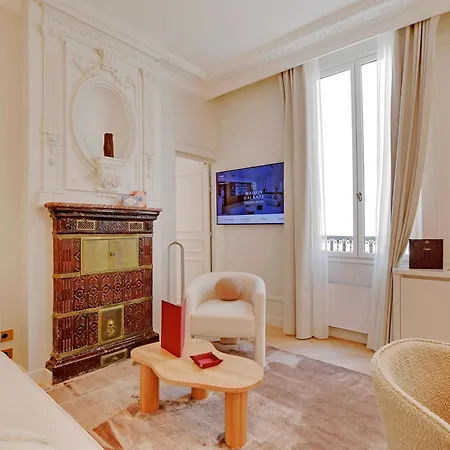 Maison Galante's With Services In La Madeleine - Opera Paris