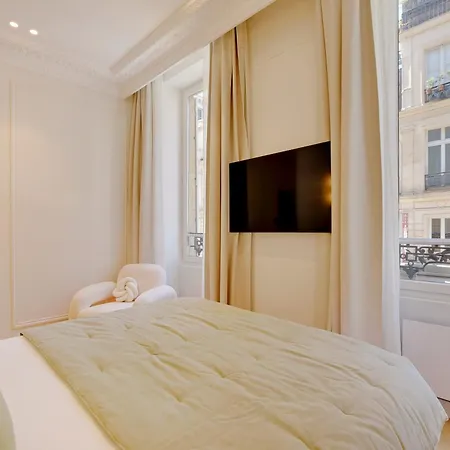 Maison Galante's With Services In La Madeleine - Opera * Paris