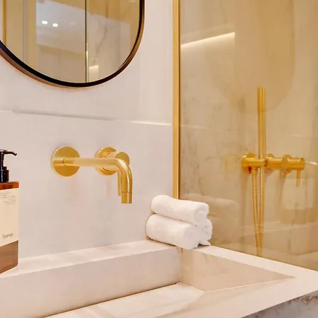 Maison Galante's With Services In La Madeleine - Opera *
