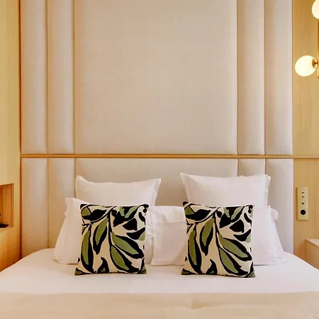 Maison Galante's With Services In La Madeleine - Opera Appartement *