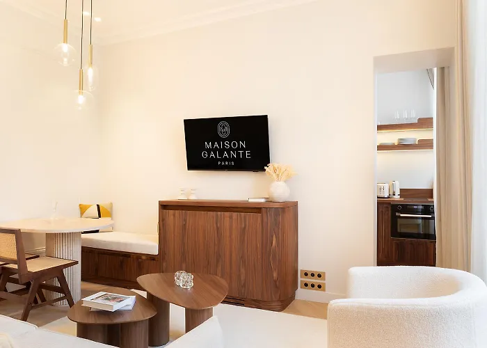 Maison Galante's With Services In La Madeleine - Opera アパート *